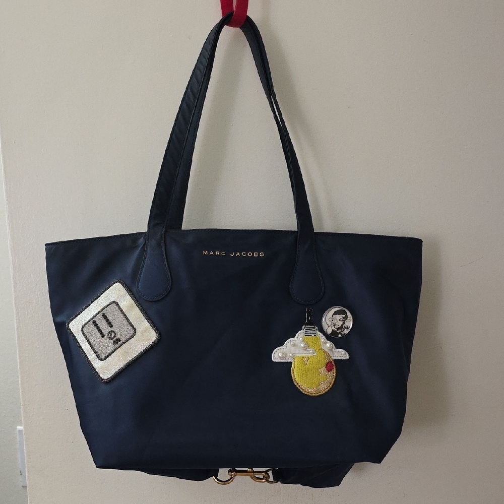 Marc Jacobs Blue Tote Bag with Spacious Design